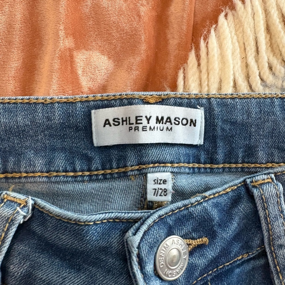 Embroidered 🌵 Floral Western Flare Women Jeans - Blue Denim - Picture 8 of 9